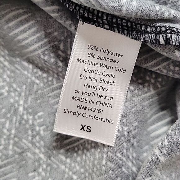 LulaRoe Black & White Print Carly - Picture 3 of 4